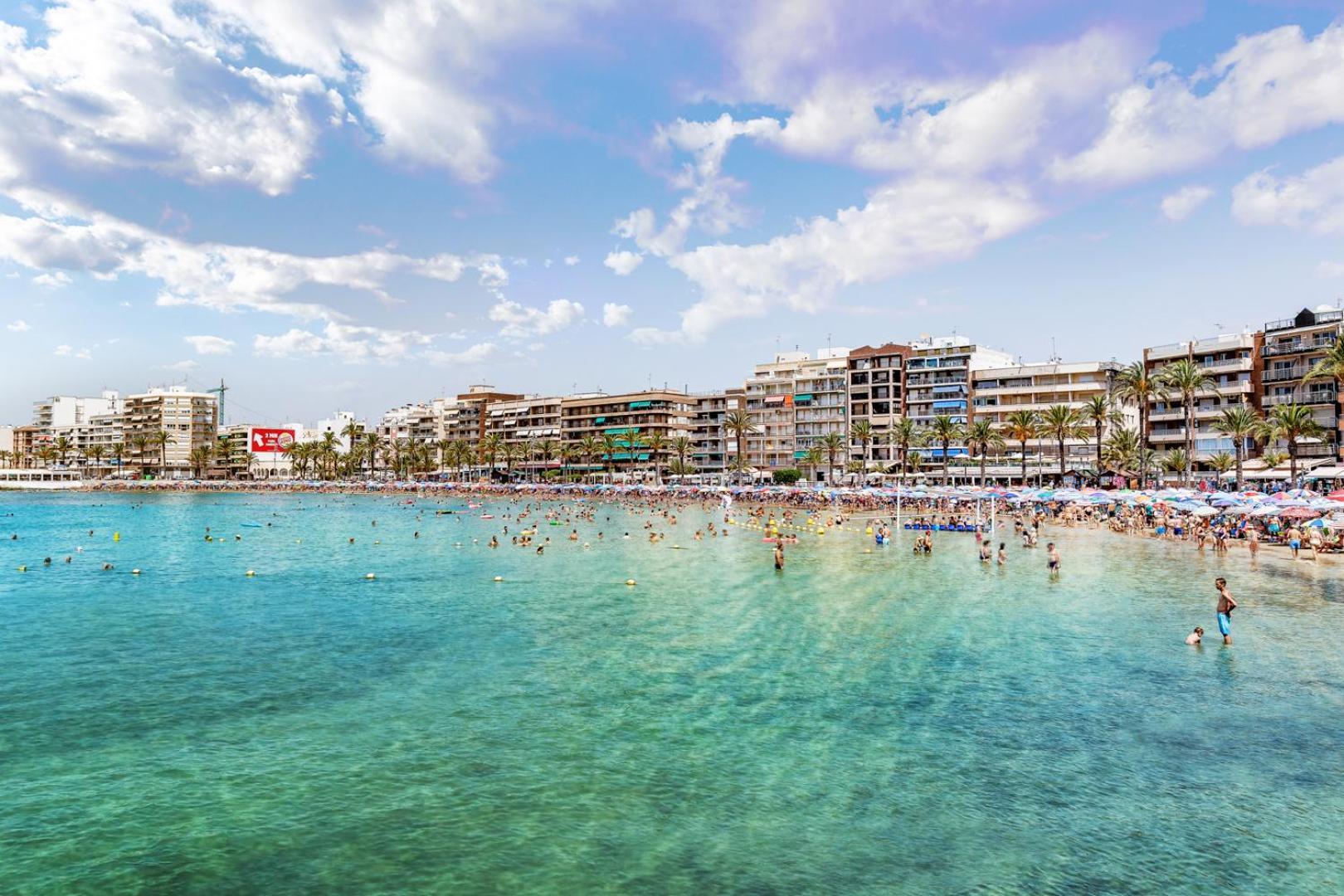 Calle Concordia 86, Two Bedroom Apartment, Up To 6 Guests, Near Del Cura Beach,Supermarket Mercadona And Central Bus Station Torrevieja Bagian luar foto