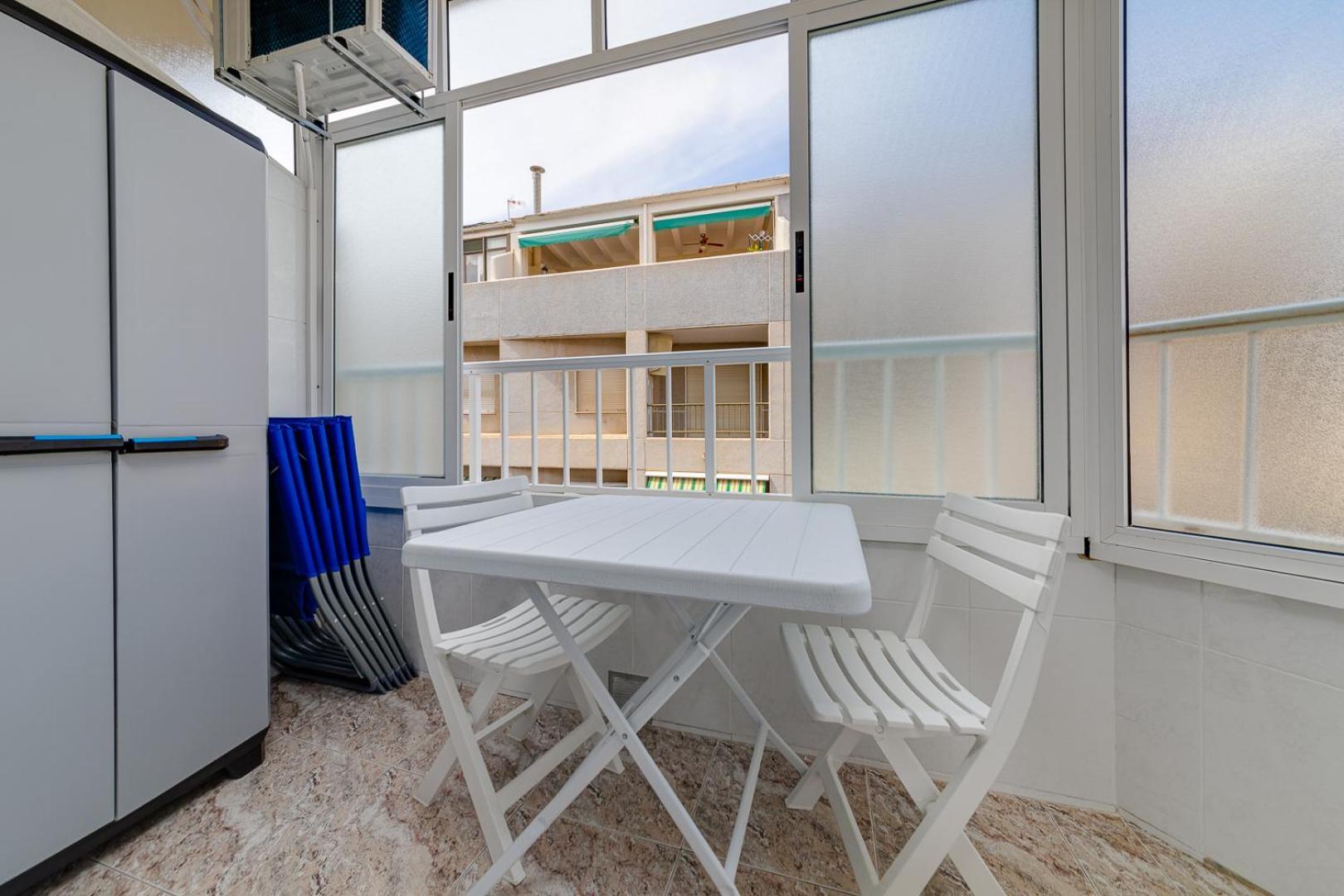 Calle Concordia 86, Two Bedroom Apartment, Up To 6 Guests, Near Del Cura Beach,Supermarket Mercadona And Central Bus Station Torrevieja Bagian luar foto